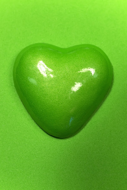 绿色的心图片下载