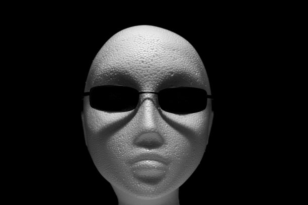 阴影的头图片下载