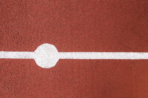 篮球场上的白色标记图片下载