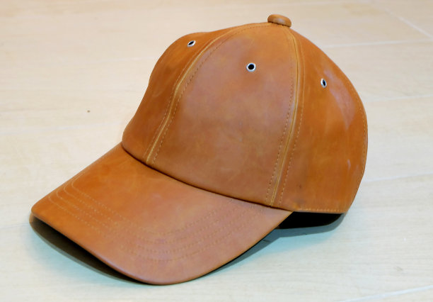 棕色的棒球帽。图片下载