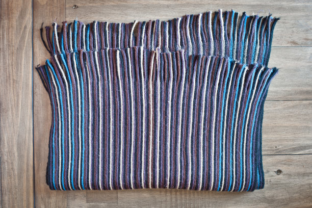 条纹围巾图片下载