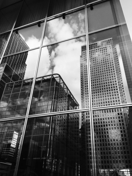 伦敦城市倒影图片下载