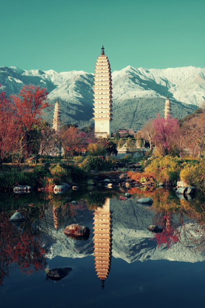 大理宝塔图片下载