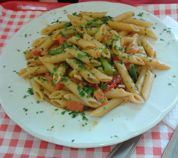 蔬菜意大利面图片下载