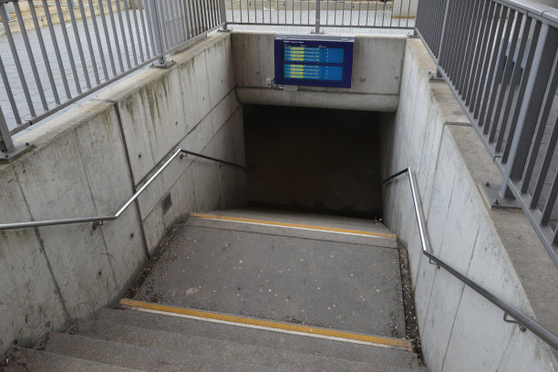 德国现代站入口图片下载