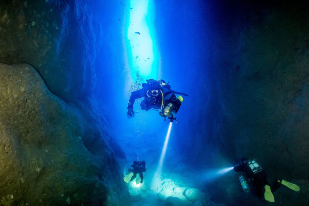 潜水照片素材ID：130815628