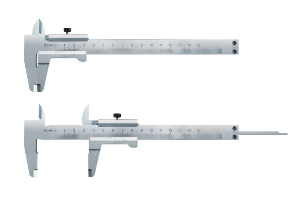 游标卡尺孤立在白色背景上图片下载