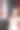 小女孩手里拿着手机图片下载