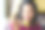 女孩吃新鲜沙拉图片下载