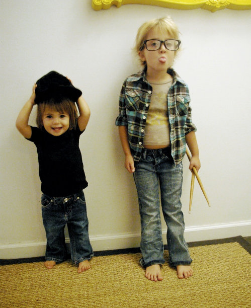 韦恩和庭院图片下载