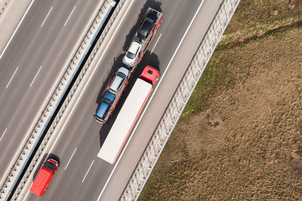 公路鸟瞰图图片下载