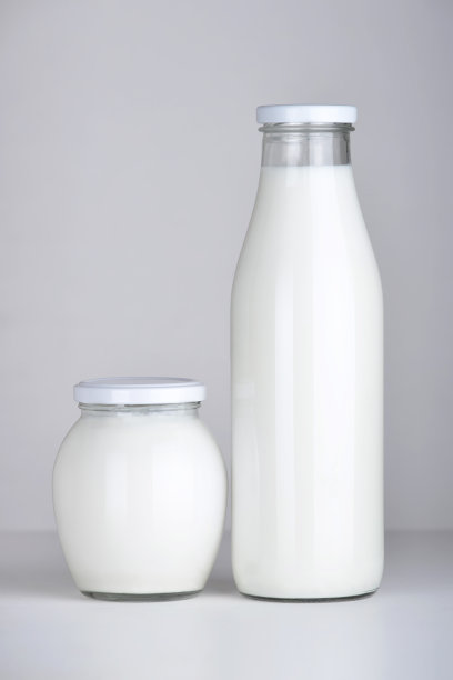 一瓶牛奶图片下载