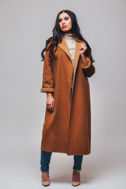 时尚美丽快乐可爱微笑黑发女子女孩图片下载