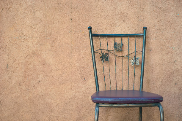 椅子和墙图片下载