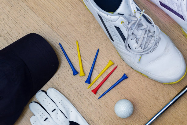 准备去打高尔夫球图片下载