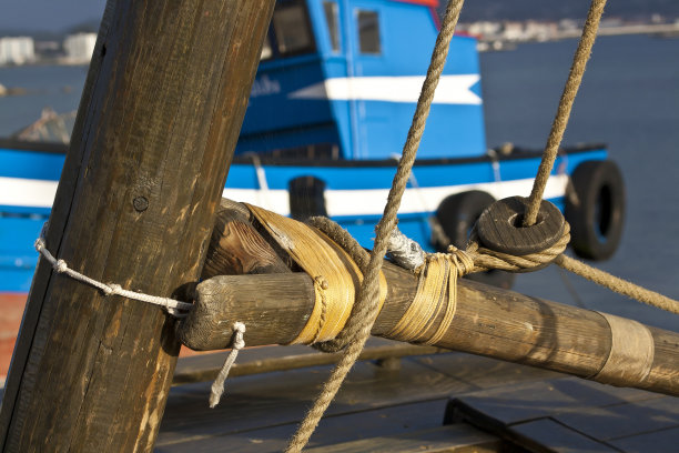 桅杆与吊杆连接图片下载