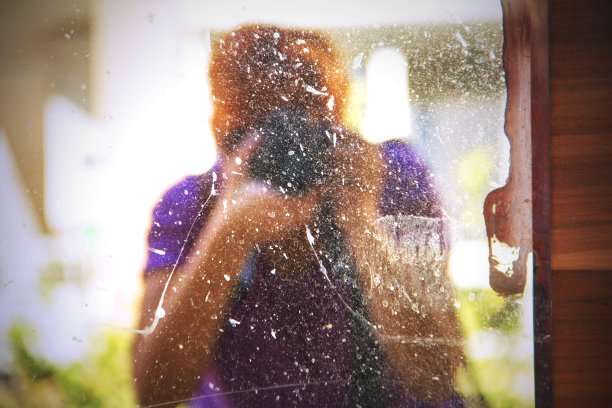 用脏镜子自拍图片下载