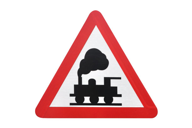 公路标志，铁路道口孤立在白色背景上图片下载