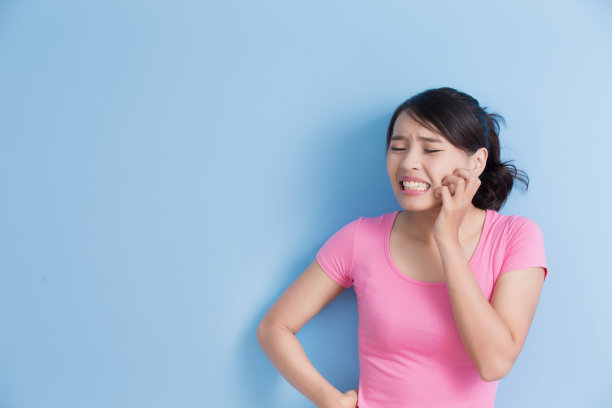 女人有牙痛图片下载