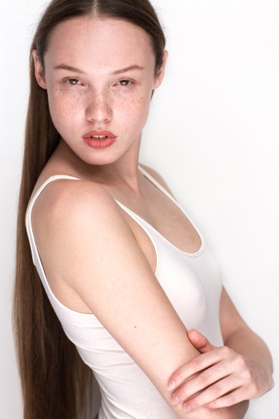 女孩美丽的白色背景图片下载