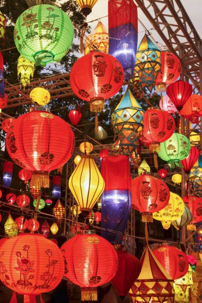 亚洲灯笼在国际元宵节图片下载