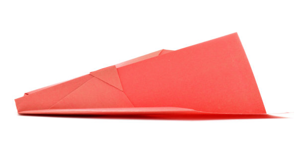 本机折纸飞机，纸飞机模型孤立在白色背景图片下载