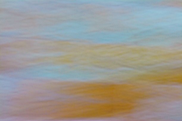 波纹淡蓝色和棕色运动模糊图片下载