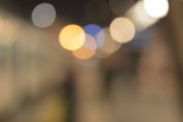 城市抽象的蓝色和橙色光图片下载