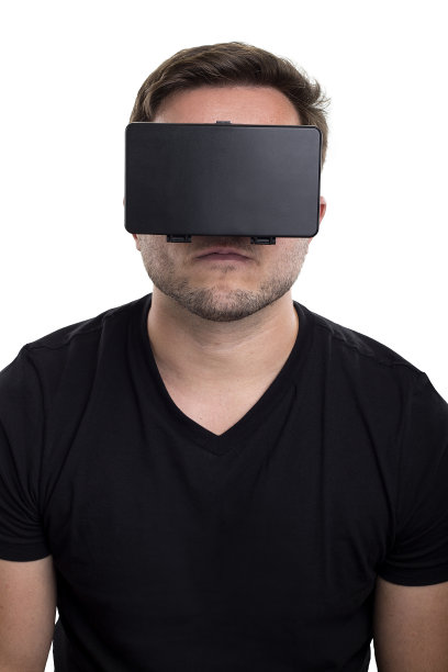 白色背景上的VR头盔图片下载