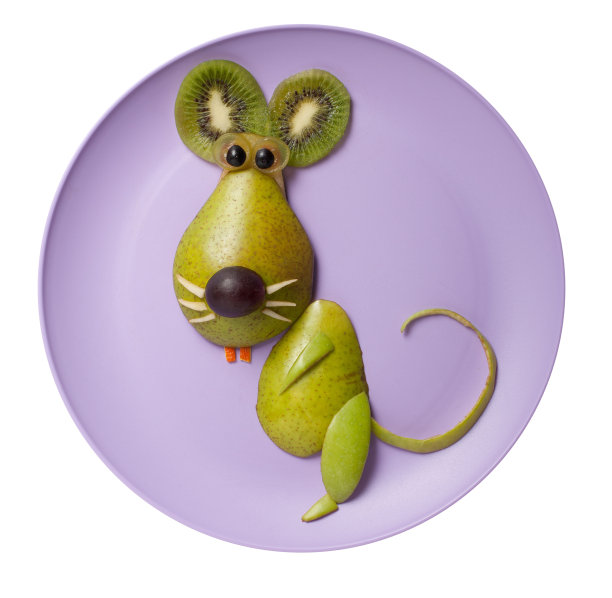 有趣的水果做成的老鼠图片下载