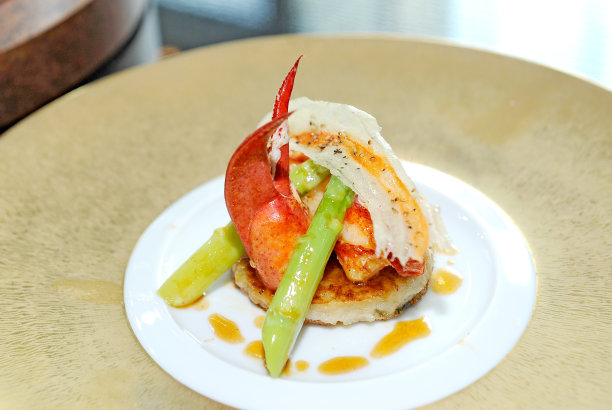 美味的龙虾晚餐素材图片