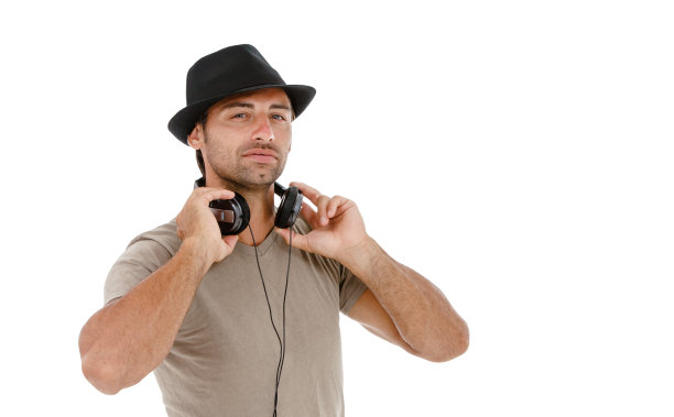 年轻人在听音乐图片下载