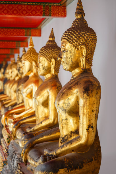 在卧佛寺佛像在曼谷，泰国图片下载