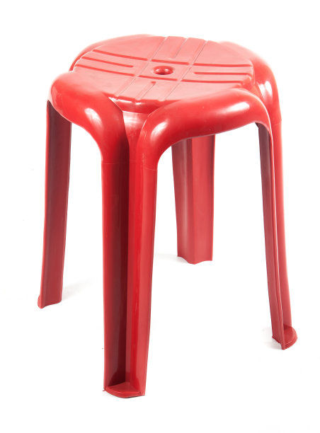 白色背景的红色塑料椅子图片下载