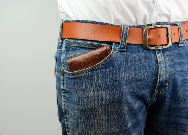 钱包在字体口袋。图片下载