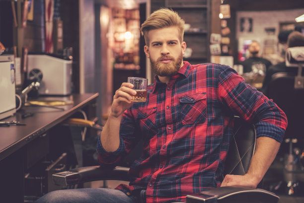 在理发店素材图片