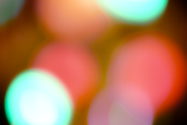 抽象模糊的背景。圣诞树灯散焦图片下载