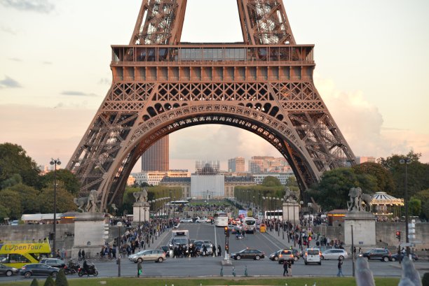 埃菲尔铁塔图片下载