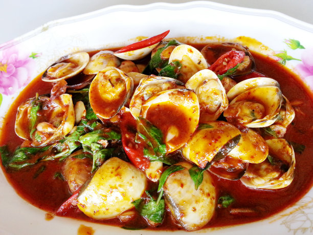 泰国菜:用红辣椒酱炒维纳斯壳图片下载