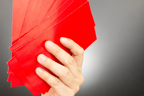 手握中国红包图片下载