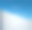 蓝色天空映衬着倾斜的白色墙壁图片下载