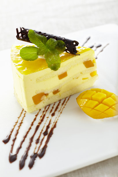 芒果巧克力蛋糕图片下载