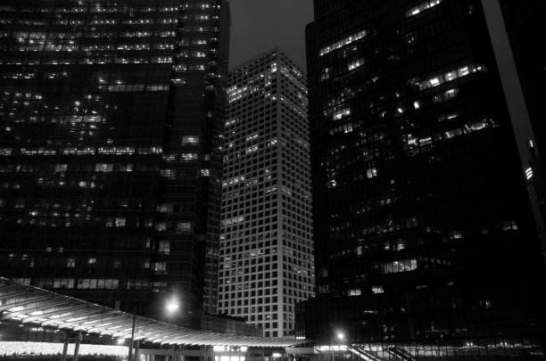 晚上的城市图片下载