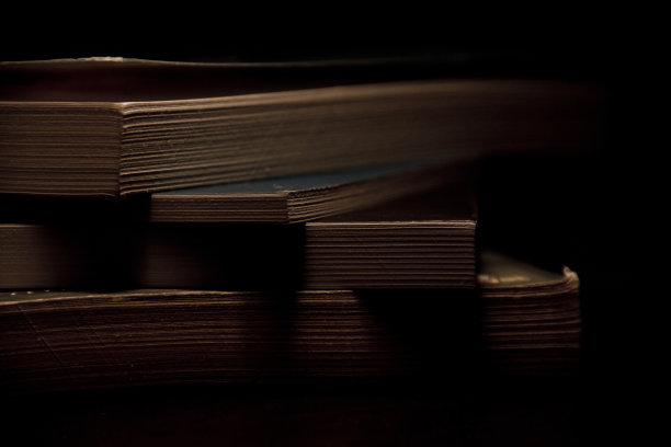 黑暗的书图片下载