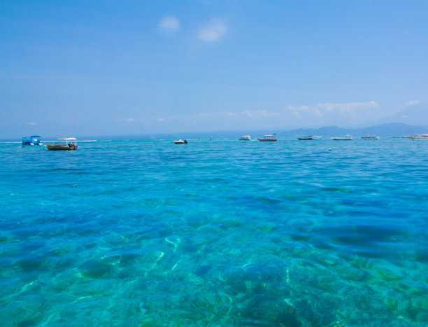 美丽的海洋蓝色巴厘岛图片下载