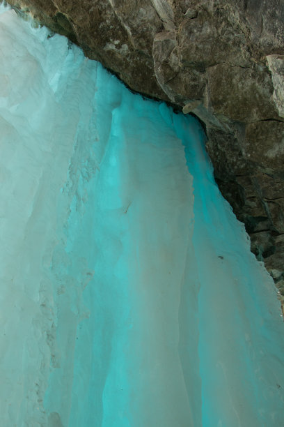 蓝色的冰图片下载