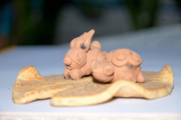 兔子雕像图片下载