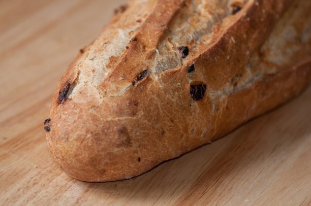 面包放在案板图片下载