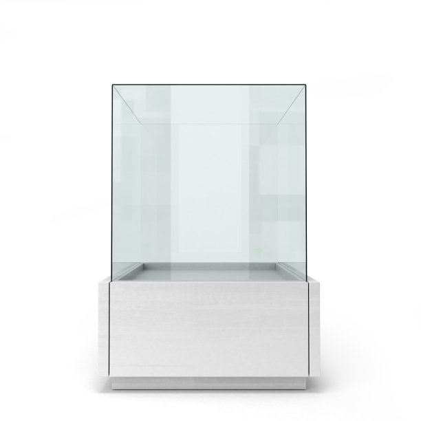 白色玻璃窗隔离在白色背景前视图图片下载