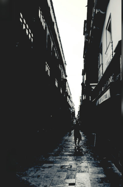 阴影中的男人图片下载